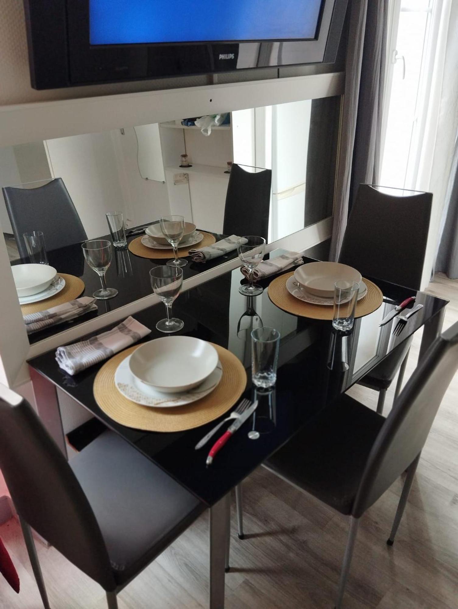Appartement A Place De Clichy
